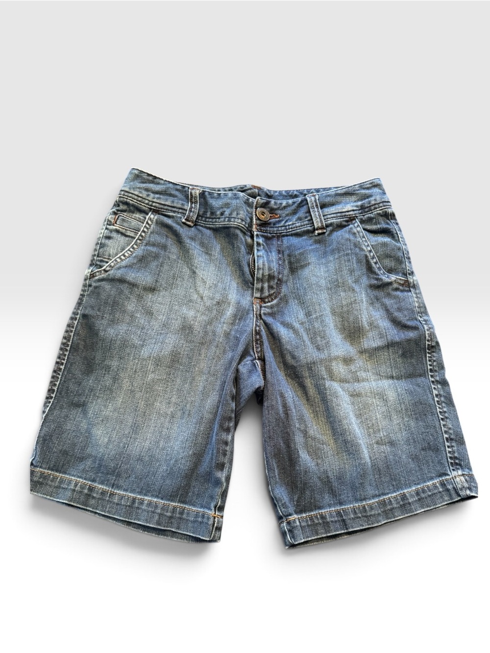 Eddie Bauer Washed Blue Denim Jean Shorts 99% cotton
